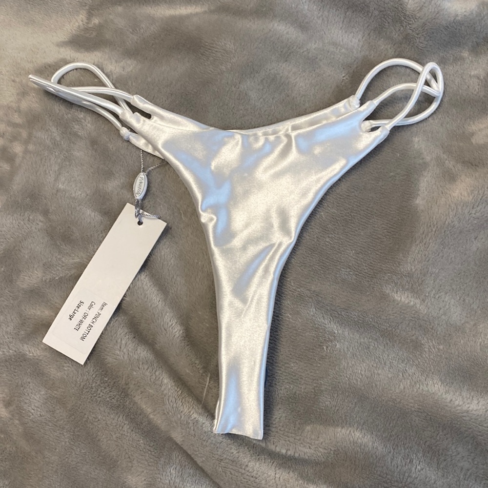 Boutine LA Pinch Bottoms